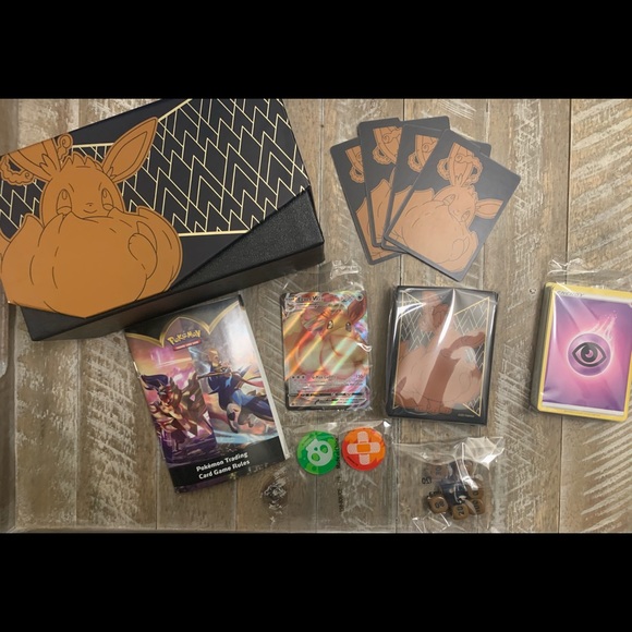 Shiny fates etb accessories